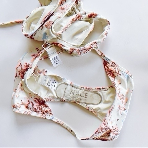 NEW L*Space Wilder Cinched Asymmetrical Bikini Top & Bottom in Eco Tropicale - Picture 10 of 12